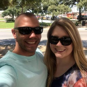 Meet your Posher, Falon